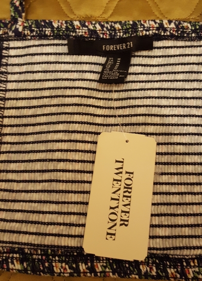 NWT Crop Top🌾 Forever 21🌾size M - Picture 4 of 12